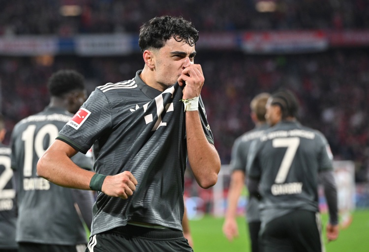 NBA免费视频-法尔克：切尔西没准备求购帕夫洛维奇，球员也没打算转会